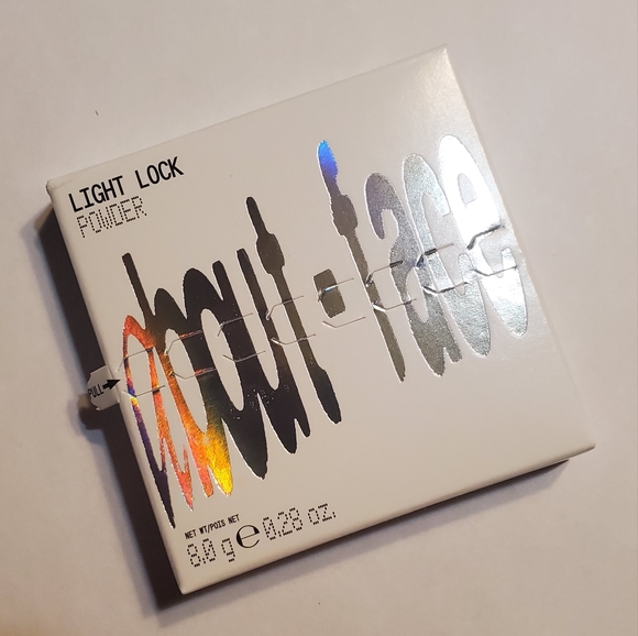 Aboutface - Light Lock Powder - Lightspun - Picture 2 of 3